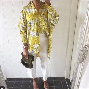 Beautiful Zara flowy satin printed shirt